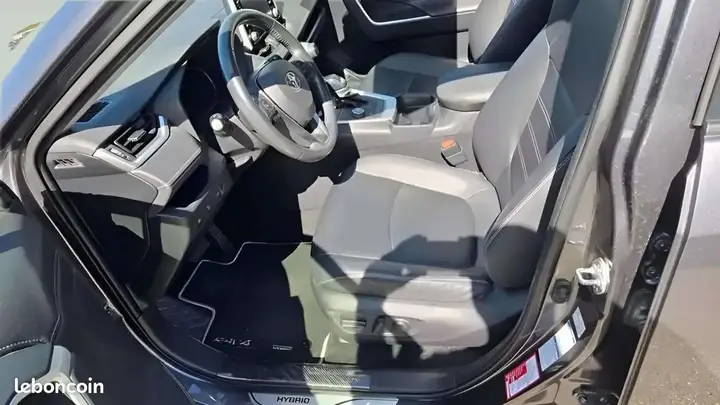Toyota Rav4 2020 photo 5