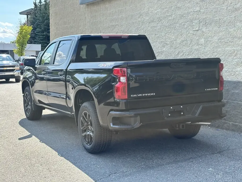 Chevrolet Silverado 1500 2026 photo 4