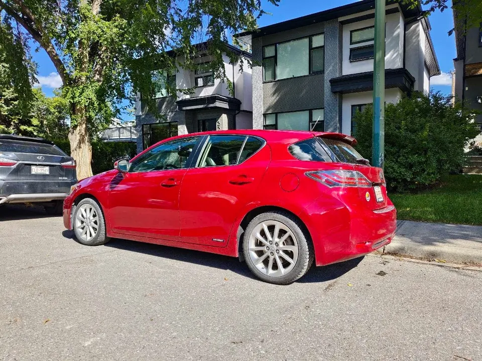 Lexus Ct200H 2013 photo 4