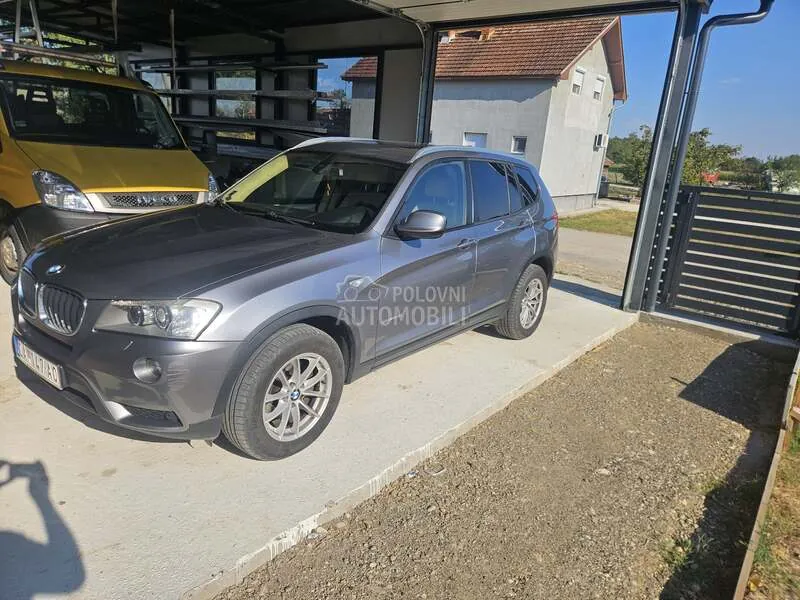 BMW X3 2011 photo 2