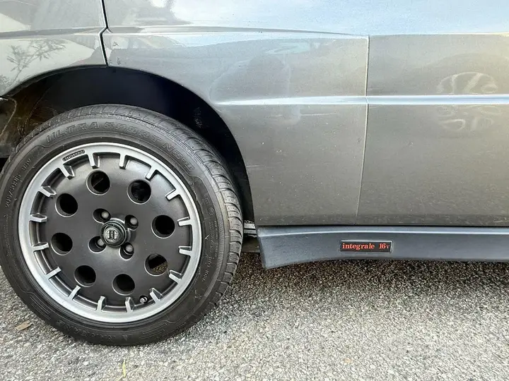 Lancia Delta 1991 photo 4