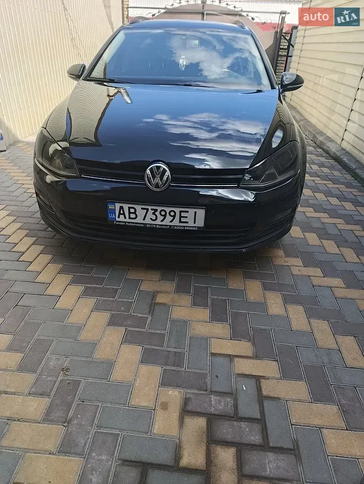 Volkswagen Golf 2013 photo 2