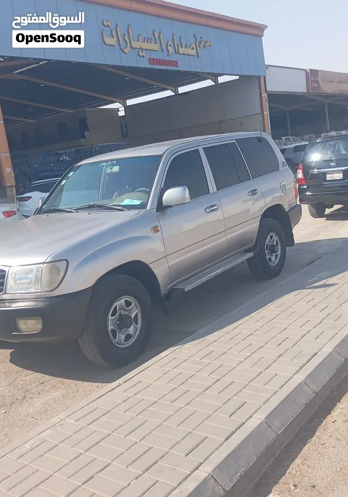 Toyota Land Cruiser 2001 photo 5