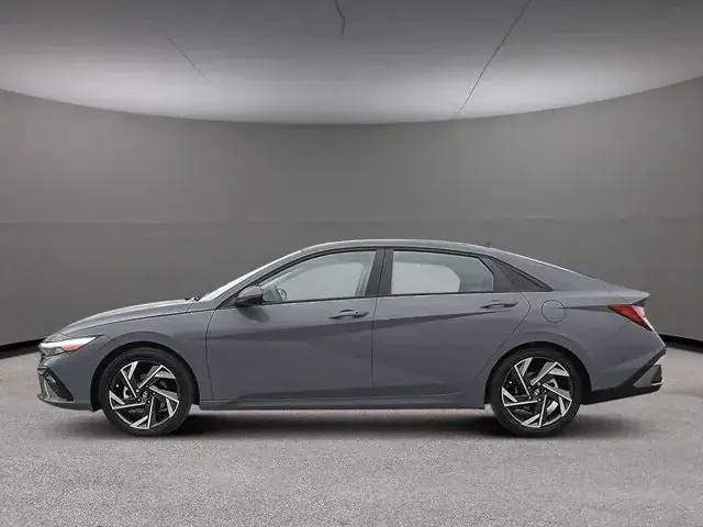 Hyundai Elantra 2026 photo 3