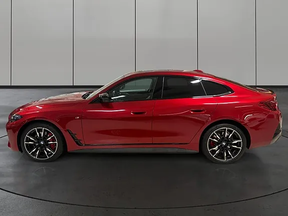 BMW I4 2025 photo 2