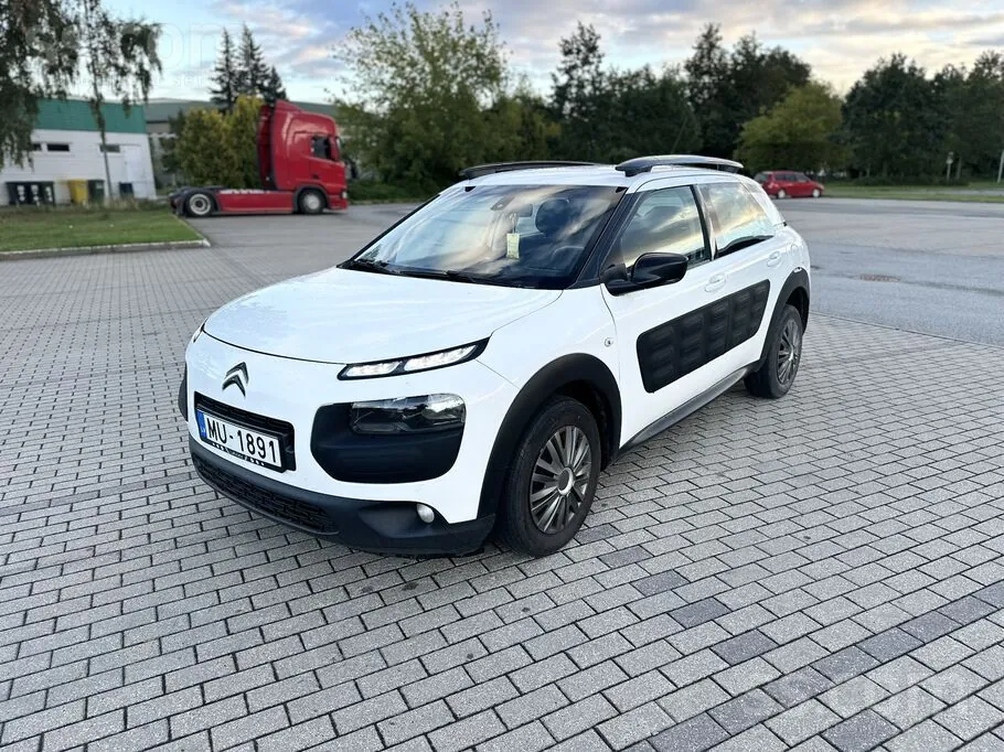 Citroen C4 Cactus 2015 photo 2