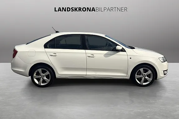Skoda Rapid 2013 photo 4