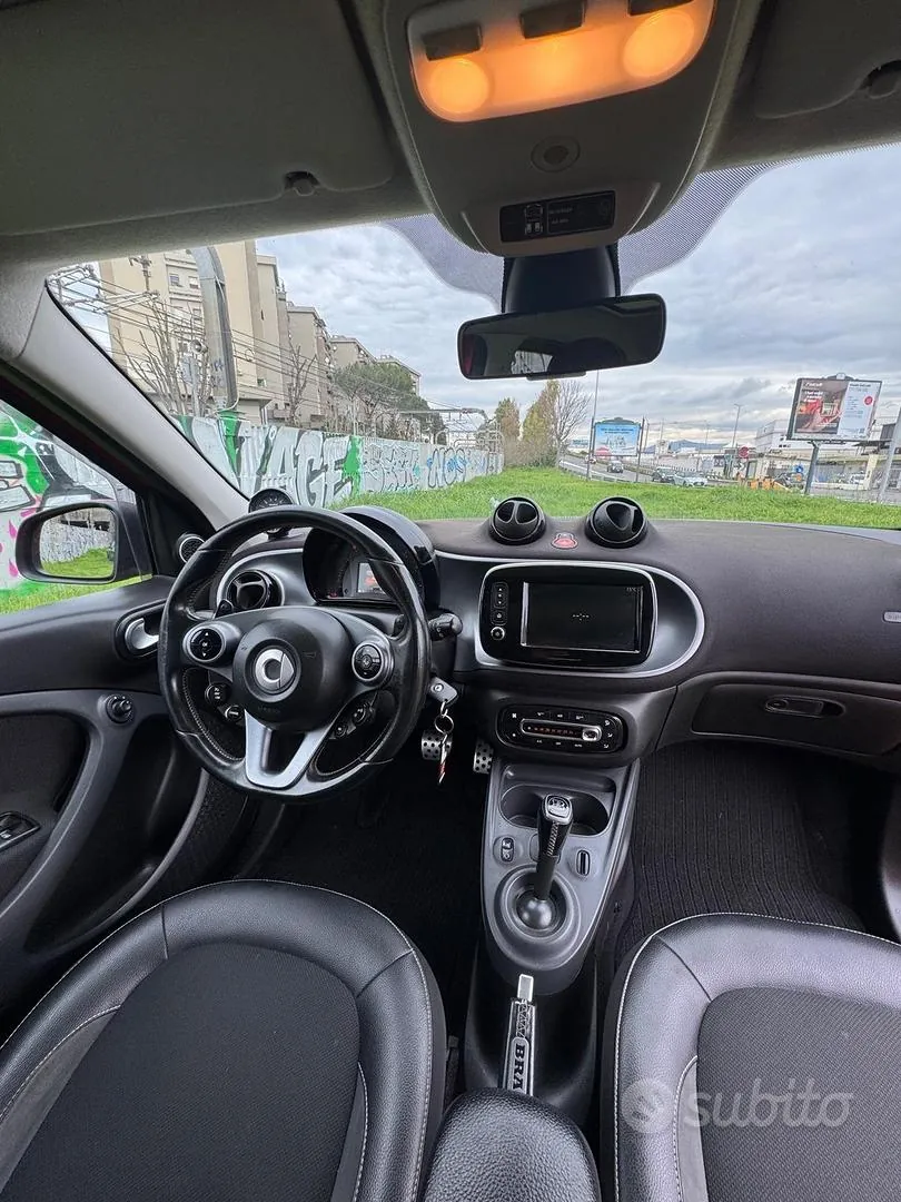 Smart Forfour 2017 photo 2