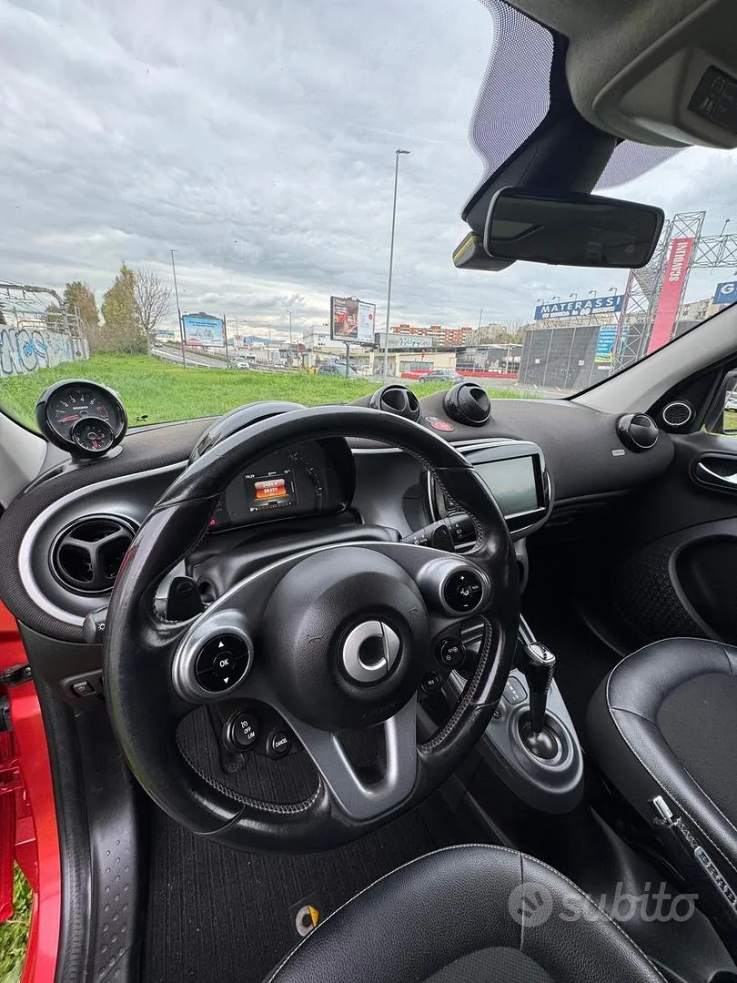 Smart Forfour 2017 photo 3
