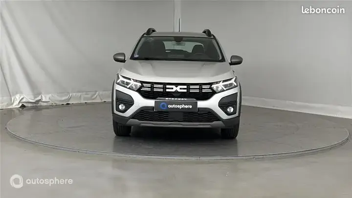 Dacia Sandero 2022 photo 2