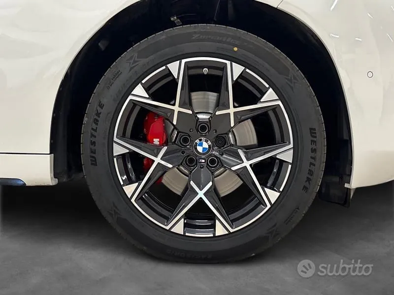 BMW X3 2024 photo 2