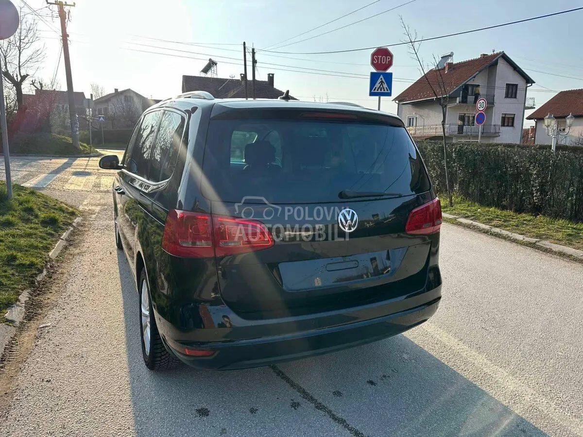 Volkswagen Sharan 2010 photo 5