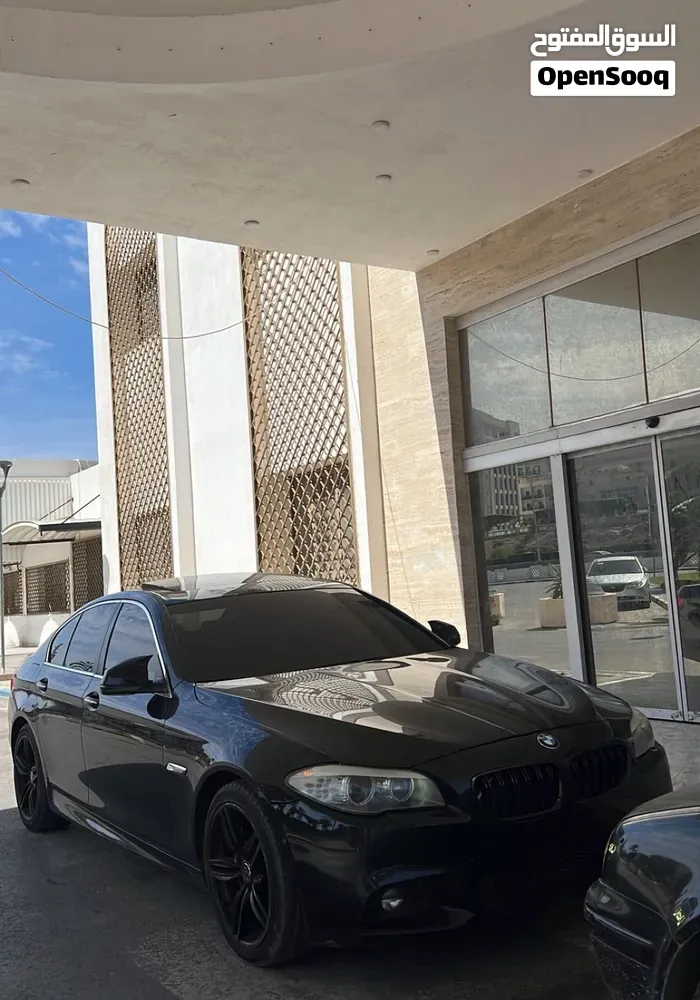 BMW 5 Series 2013 photo 2