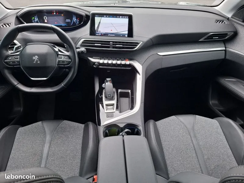Peugeot 3008 2019 photo 5