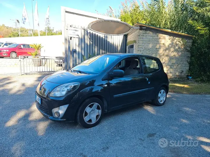 Renault Twingo 2011 photo 2