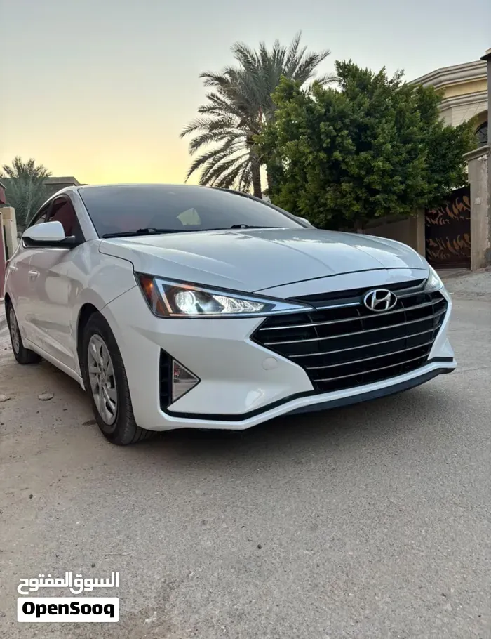 Hyundai Elantra 2020 photo 3