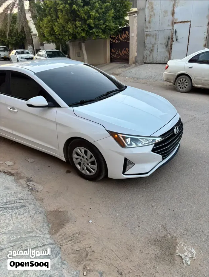 Hyundai Elantra 2020 photo 4