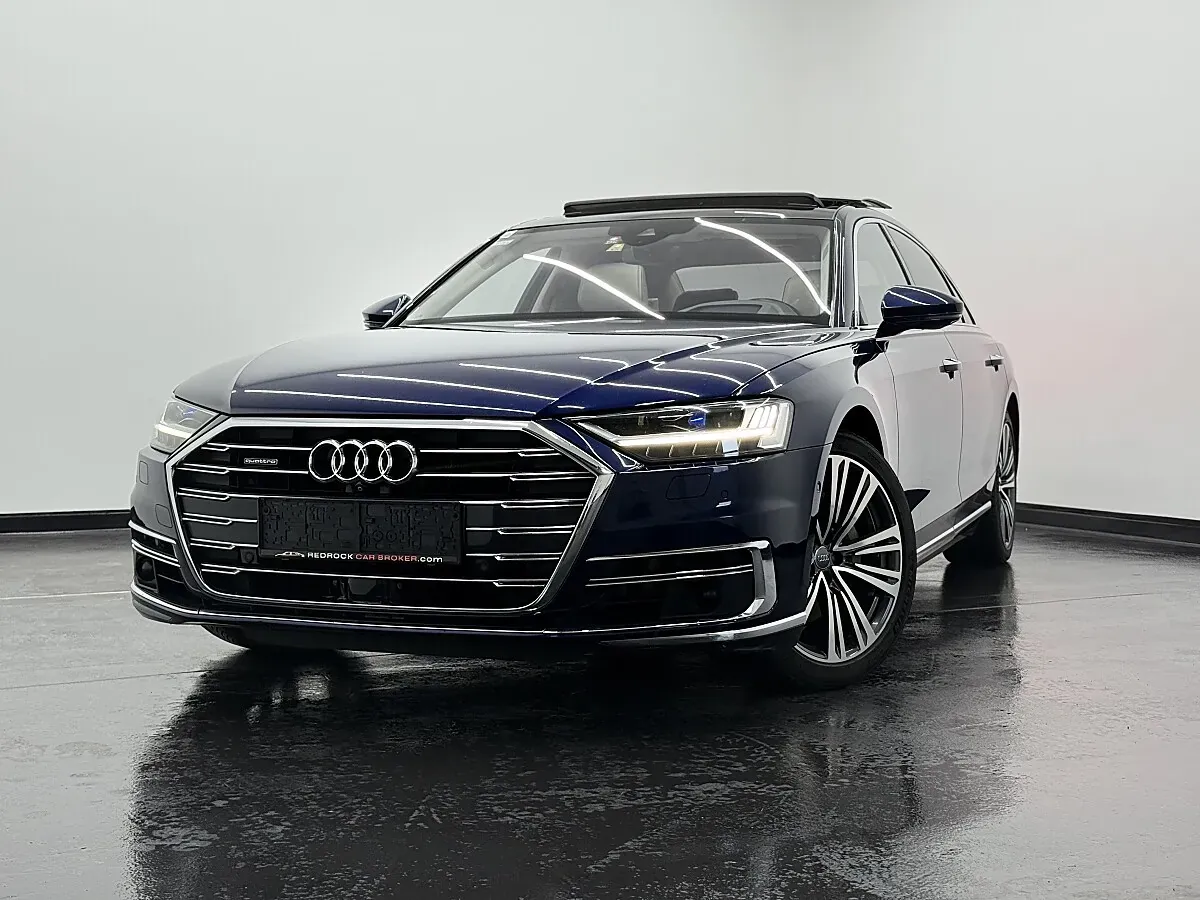 Audi A8 2018 photo 2