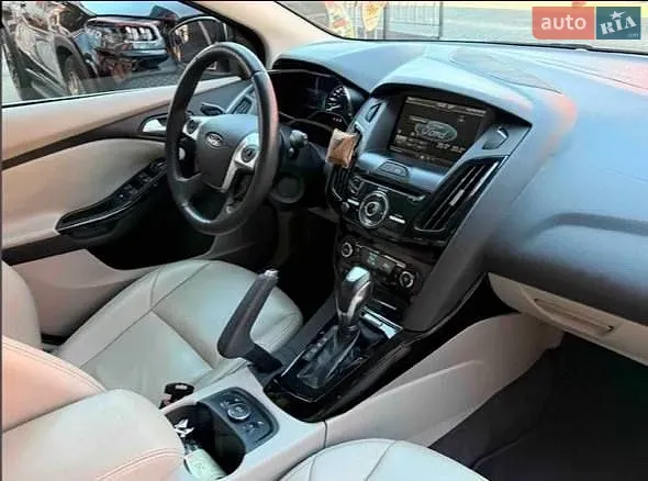 Ford Focus 2015 photo 5