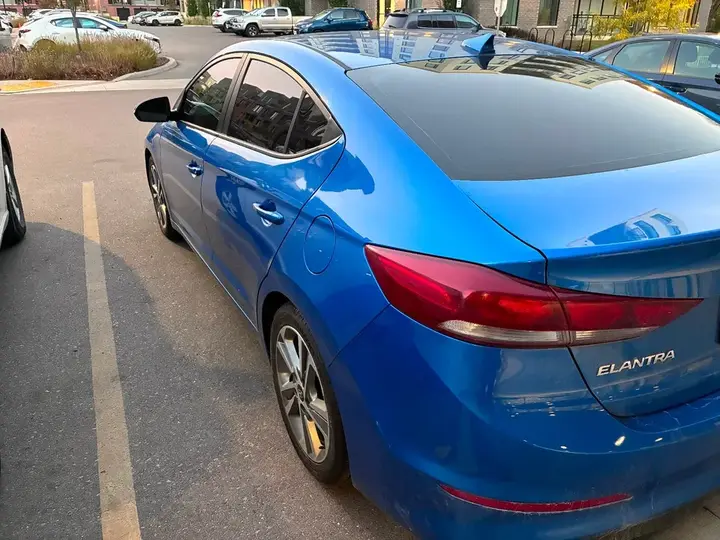 Hyundai Elantra 2017 photo 2