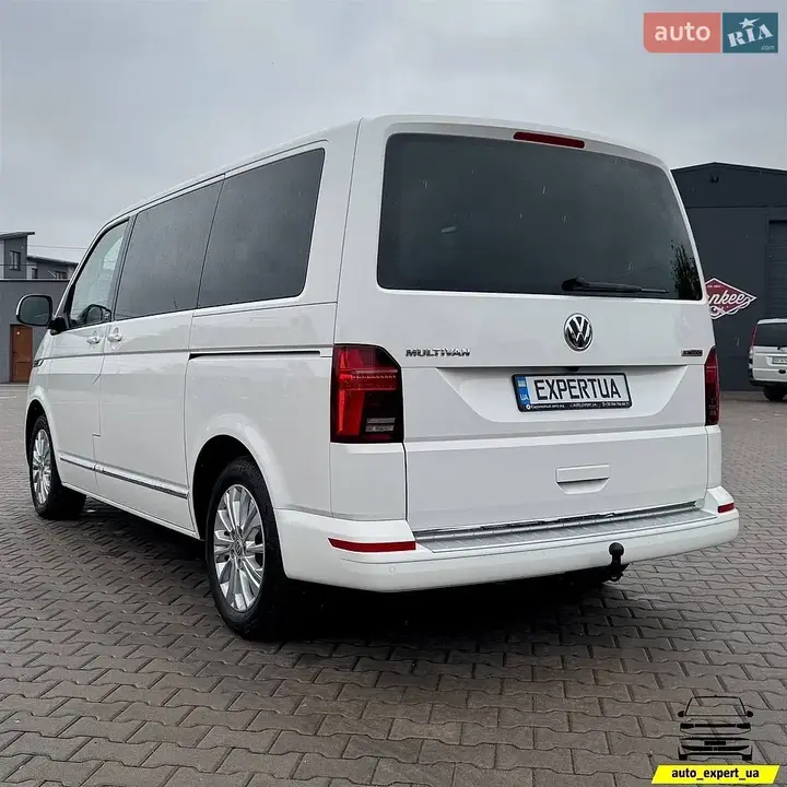 Volkswagen Multivan 2022 photo 5