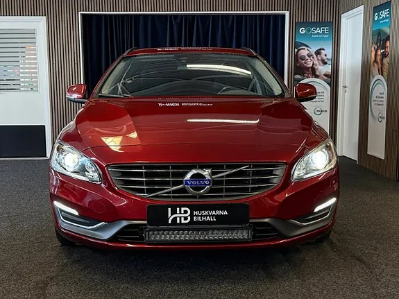 Volvo V60 2015 photo 2