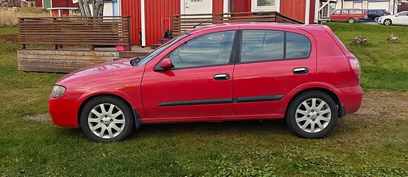 Nissan Almera 2003 photo 2