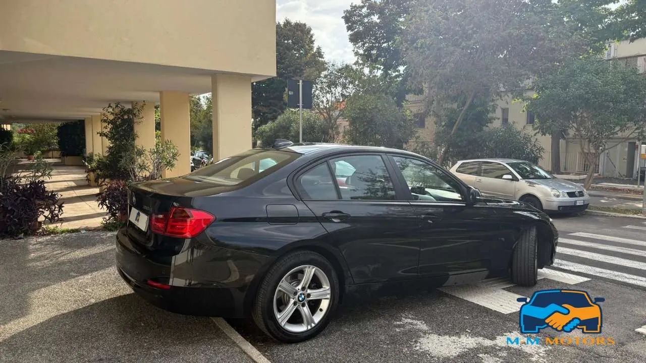 BMW 318D 2013 photo 5