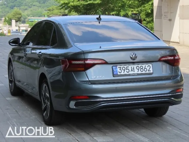 Volkswagen Passat 2024 photo 4