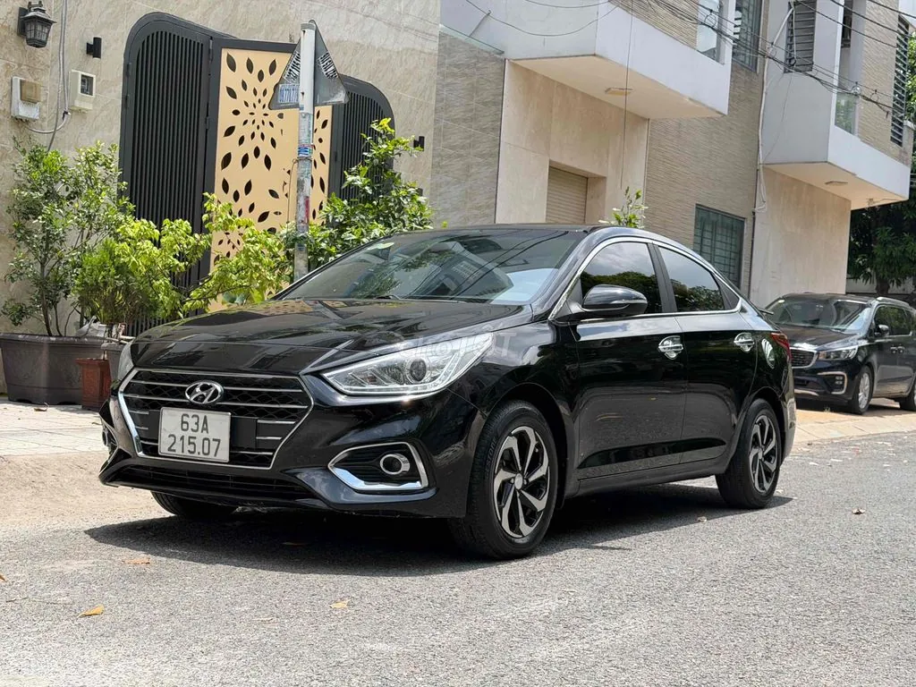 Hyundai Accent 2018 photo 2