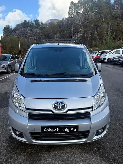 Toyota Proace 2015 photo 2