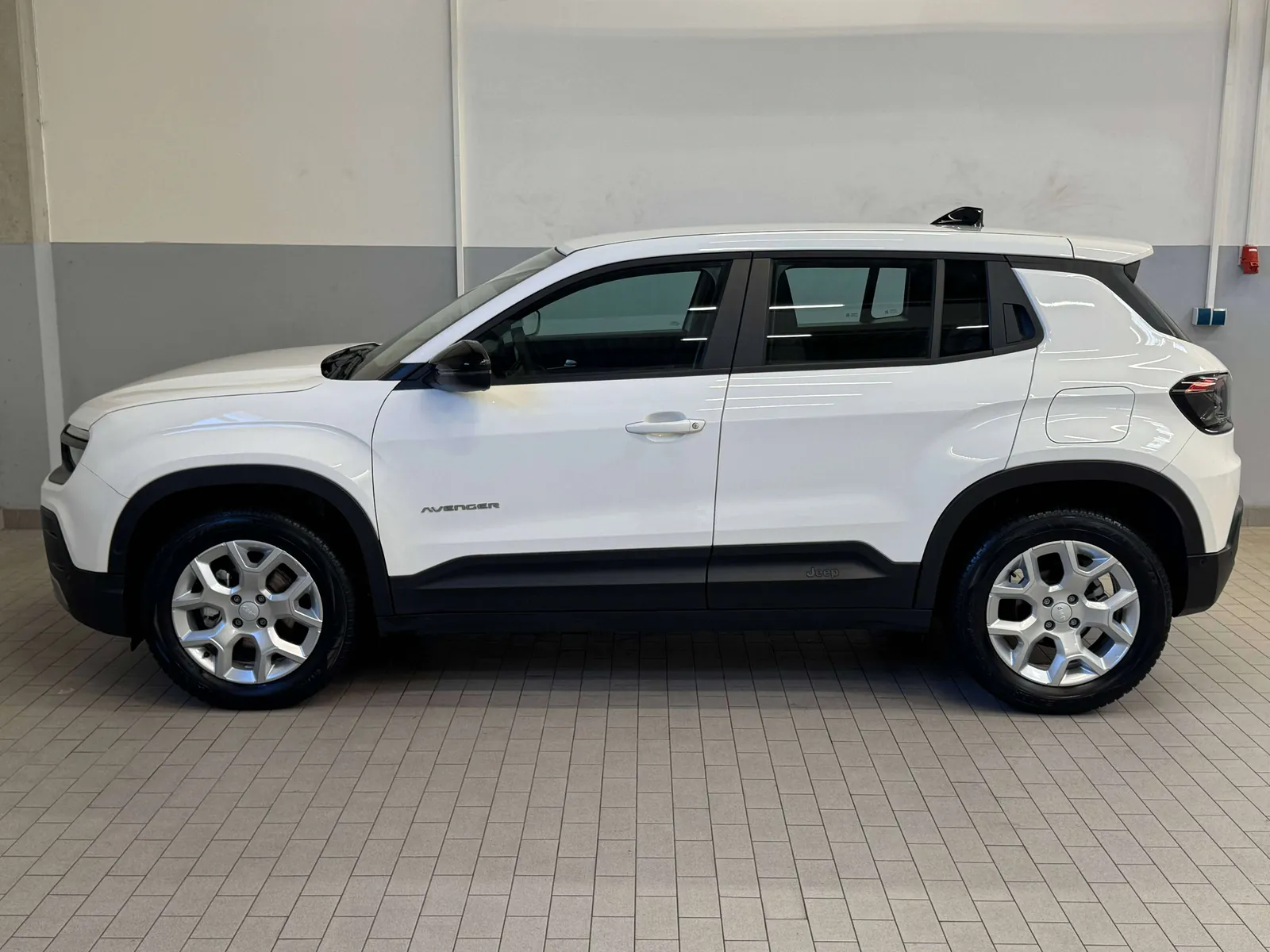 Jeep Avenger Altitude 2025 photo 5