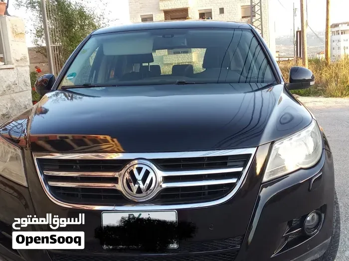 Volkswagen Tiguan 2011 photo 2