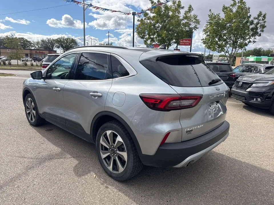 Ford Escape 2023 photo 3