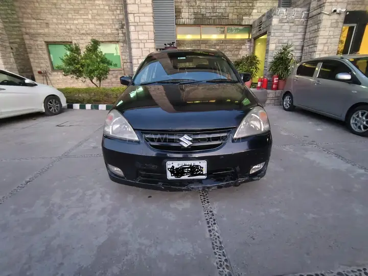 Suzuki Liana