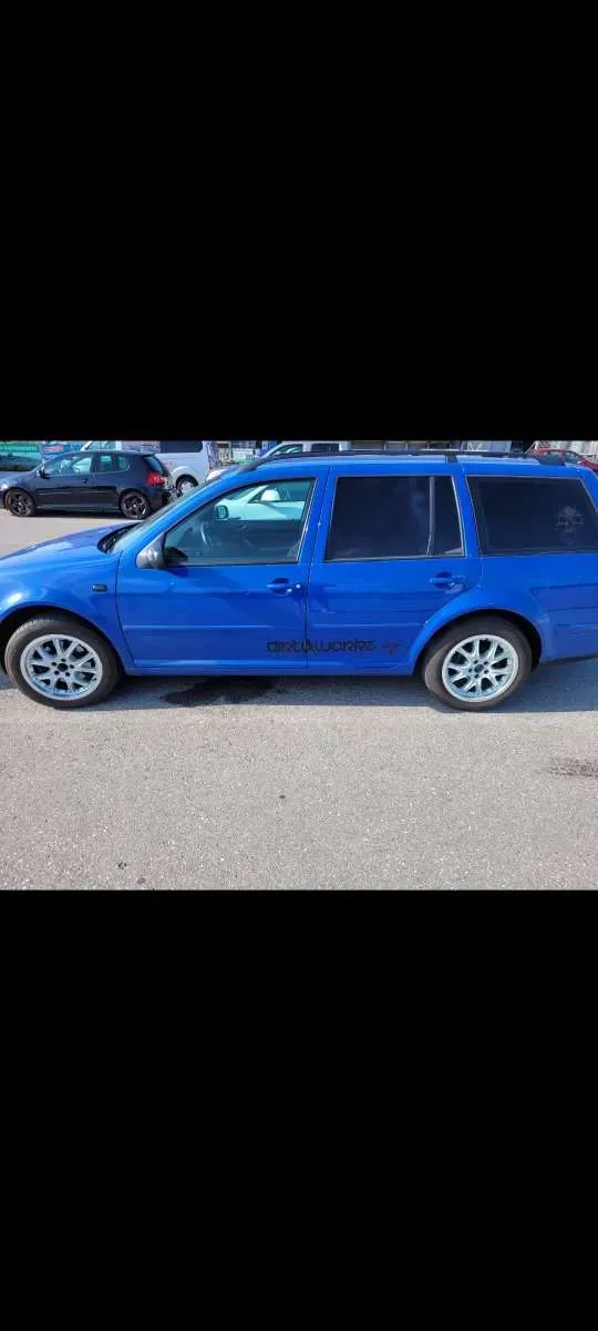 Volkswagen Golf 2002 photo 2