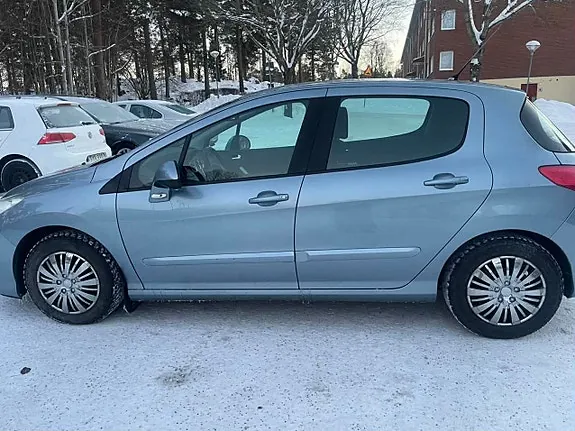 Peugeot 308 2011 photo 3