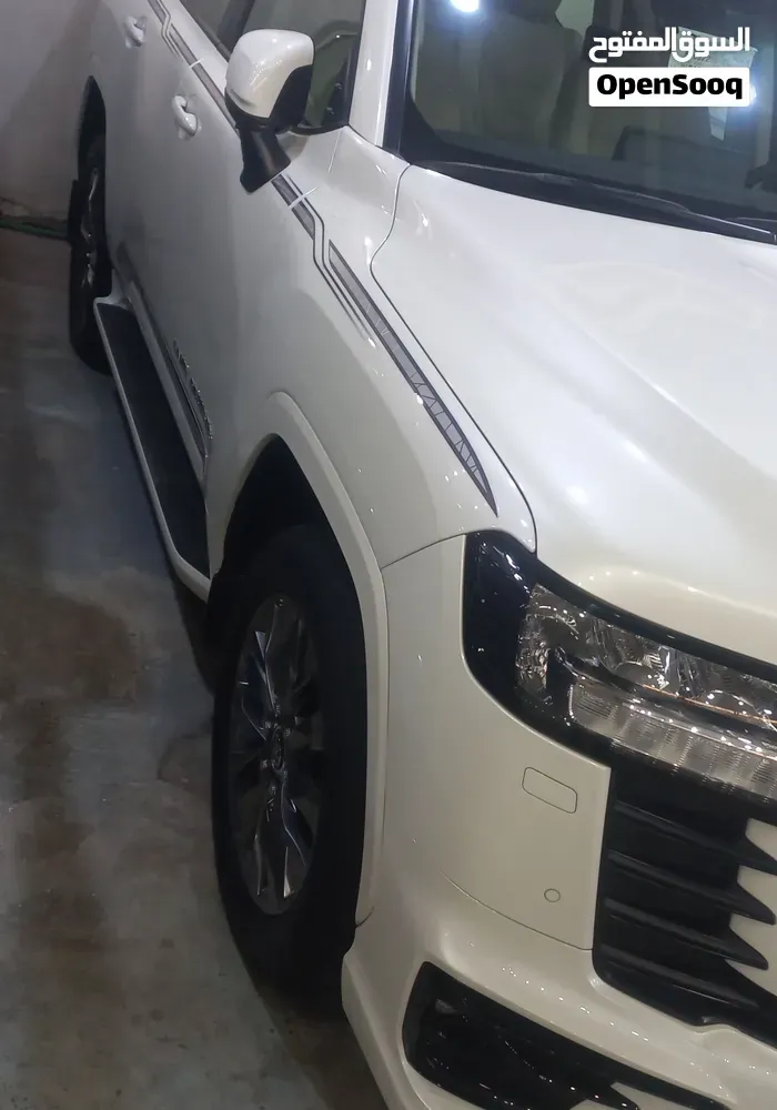 Toyota Land Cruiser 2023 photo 3