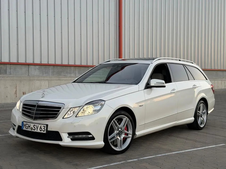 Mercedes-Benz E500