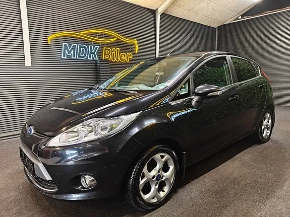 Ford Fiesta 2011 photo 2