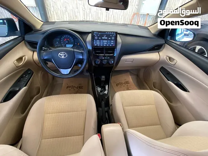 Toyota Yaris 2022 photo 2