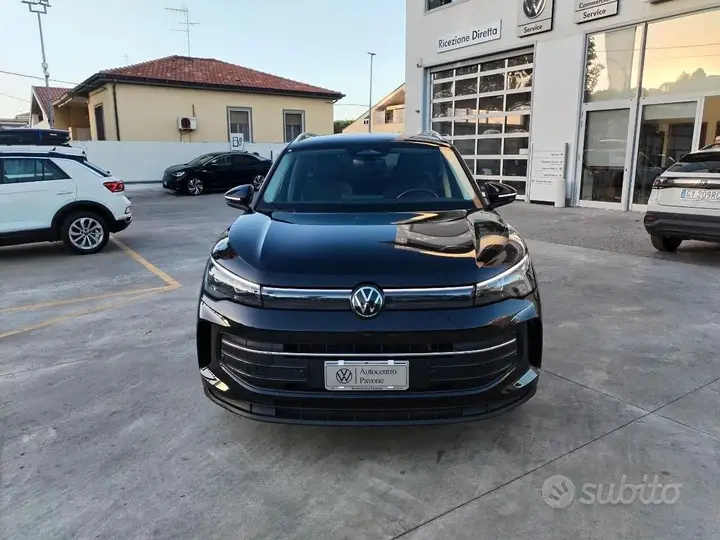Volkswagen Tiguan 2024 photo 2