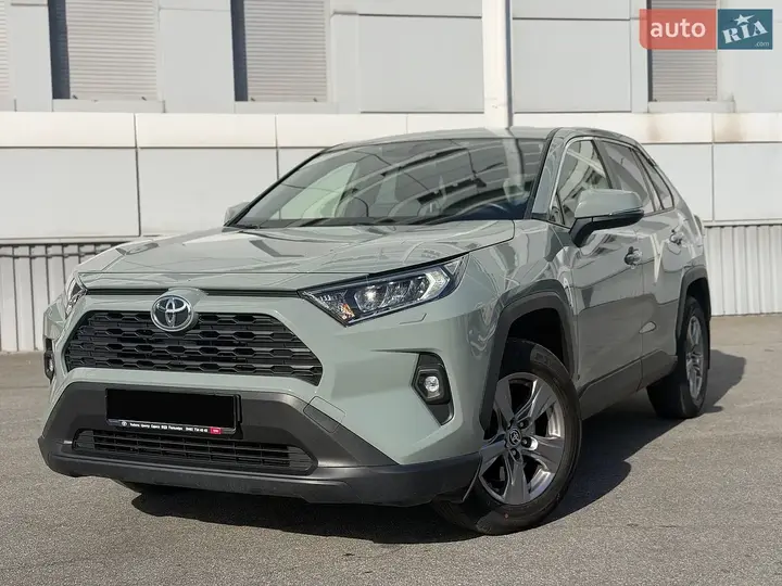 Toyota Rav4 2022 photo 3