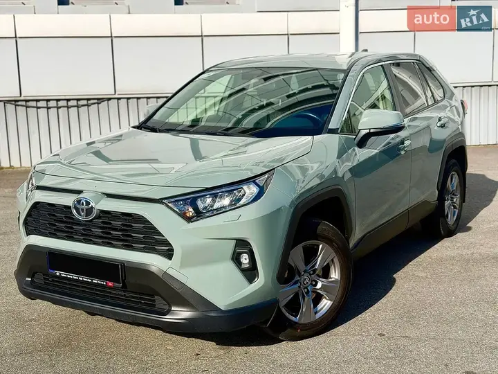Toyota Rav4 2022 photo 2