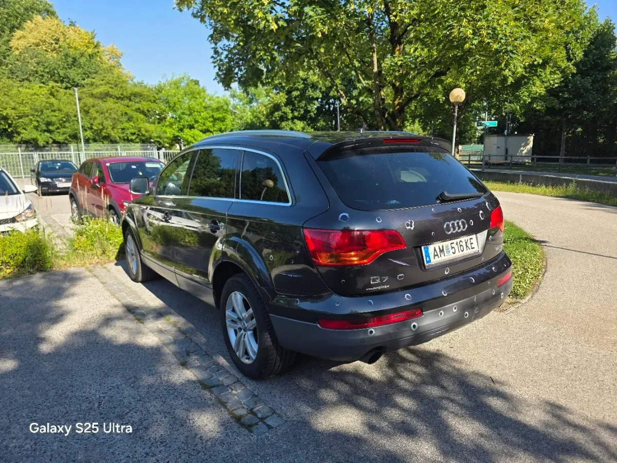 Audi Q7 2006 photo 3