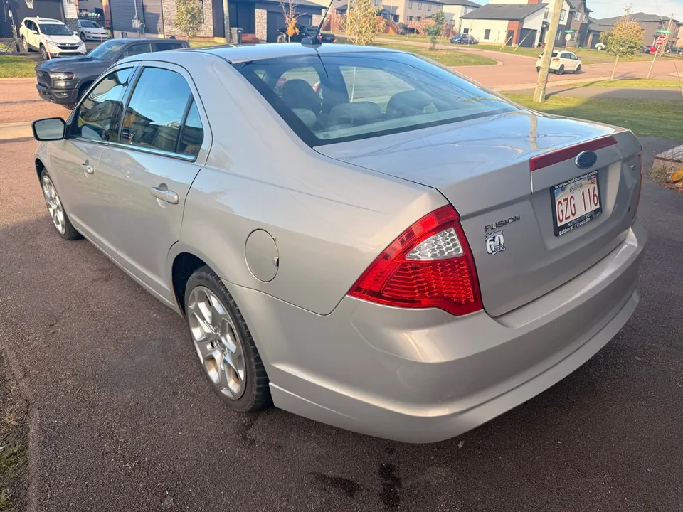 Ford Fusion 2010 photo 3