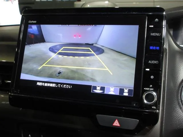 Honda N-Box 2022 photo 2