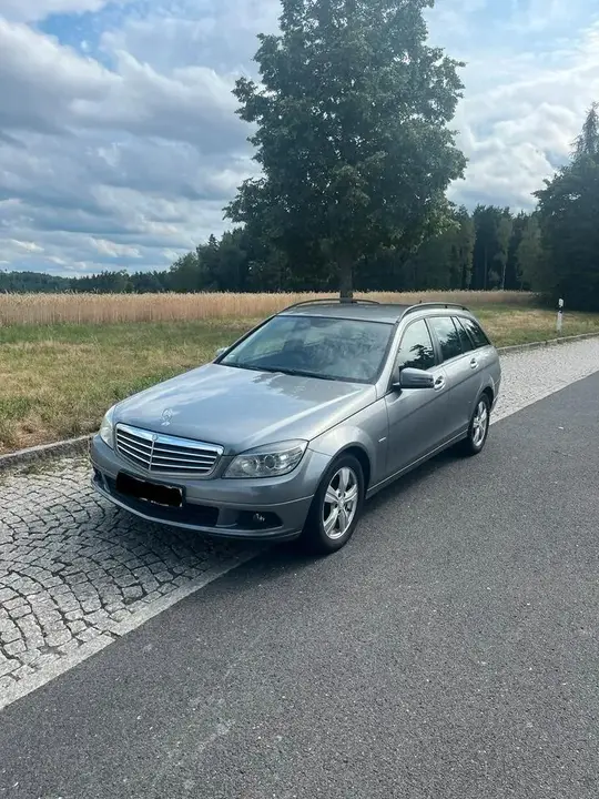 Mercedes-Benz C180