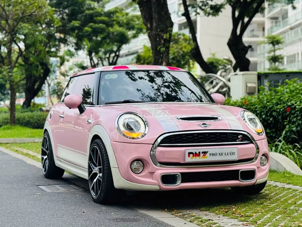 Mini Cooper S 2019 photo 2