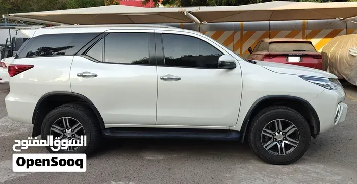Toyota Fortuner 2020 photo 3